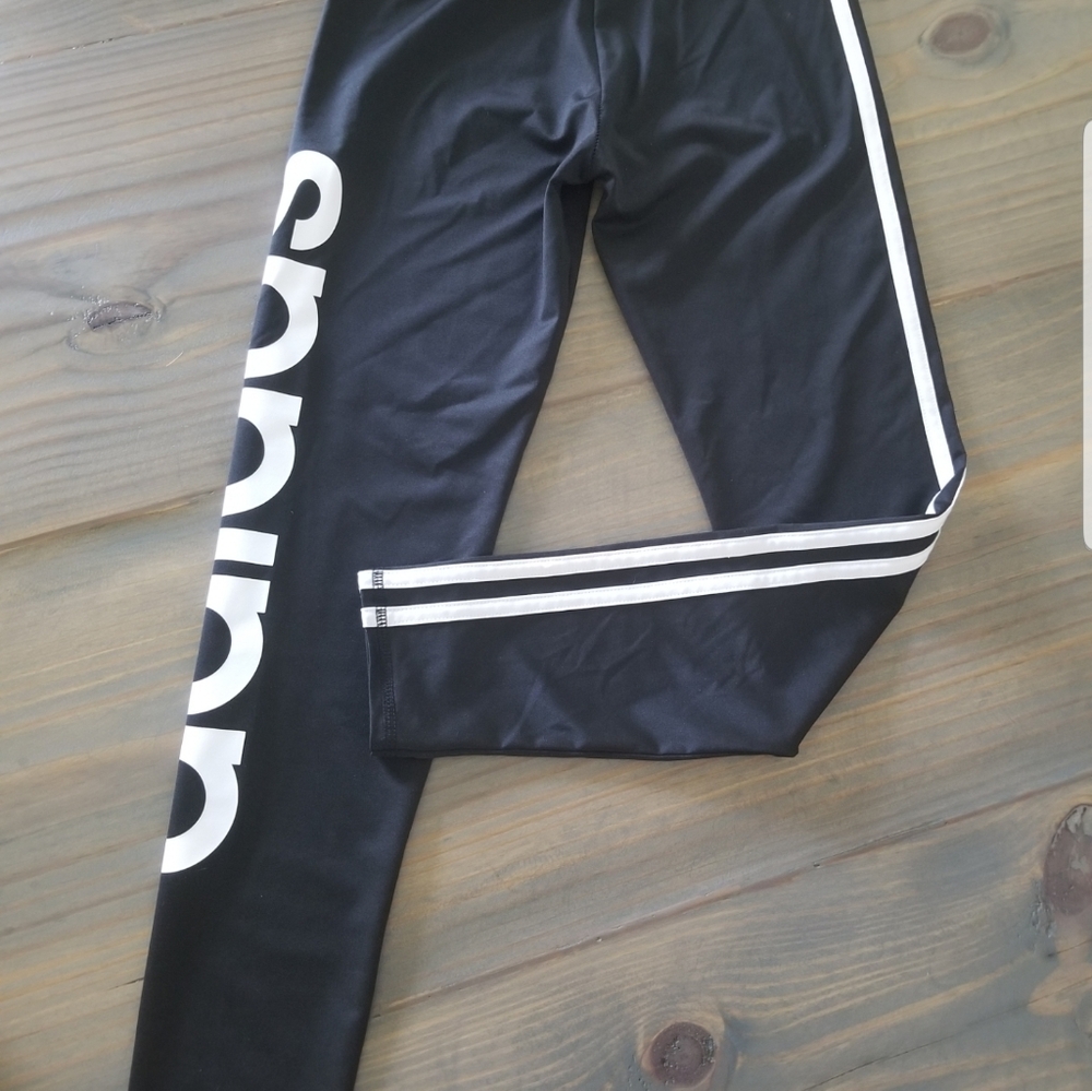 Girls Black Adidas Leggings size 10/12 *Like New*
